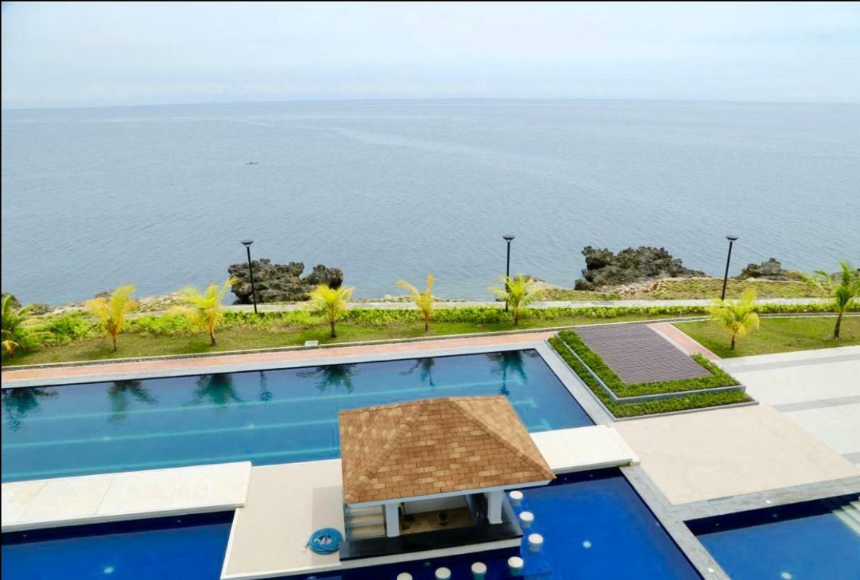 Grand Condo-Hotel With Breathtaking Seaside Views In Lapu-Lapu, Cebu Exterior photo